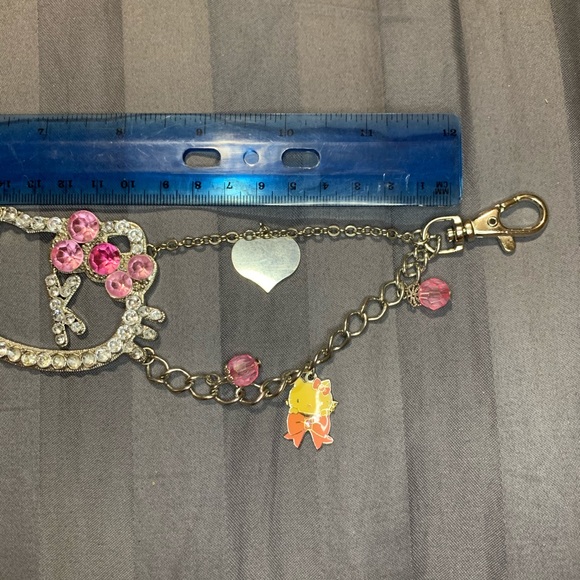 Hello Kitty Chain - Picture 4 of 5